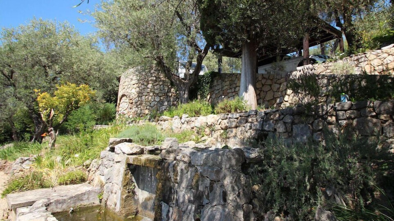 Photo of Outdoor in Speracedes