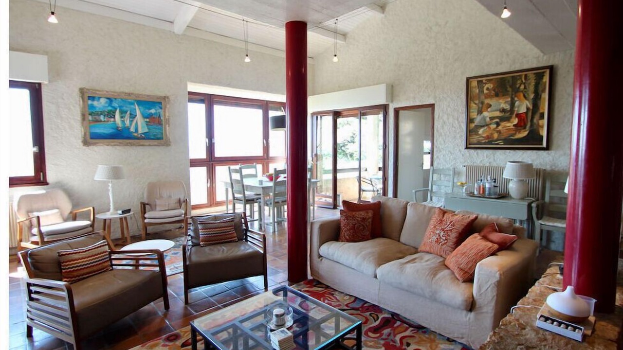 Photo of Livingroom in Speracedes