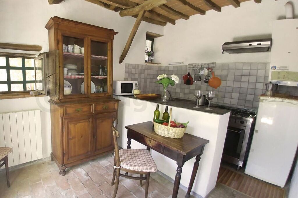 Photo of Kitchen in Buti