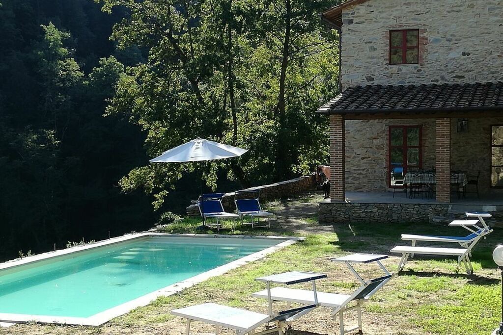 Photo of Outdoor in Buti
