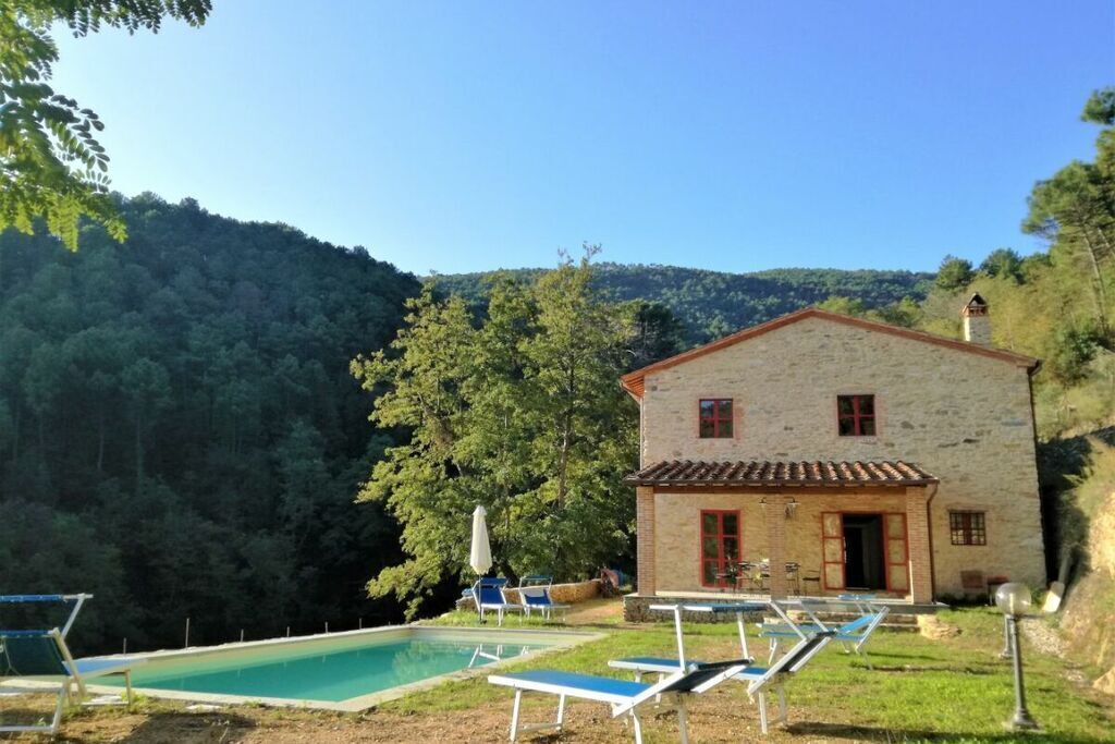 Photo of Outdoor in Buti