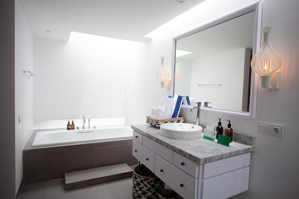 Photo of Bathroom in Petitenget