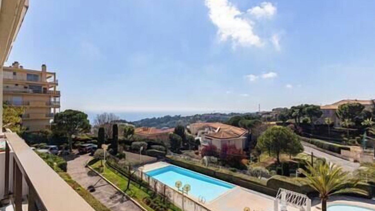Photo of Outdoor in Saint Pierre de Feric