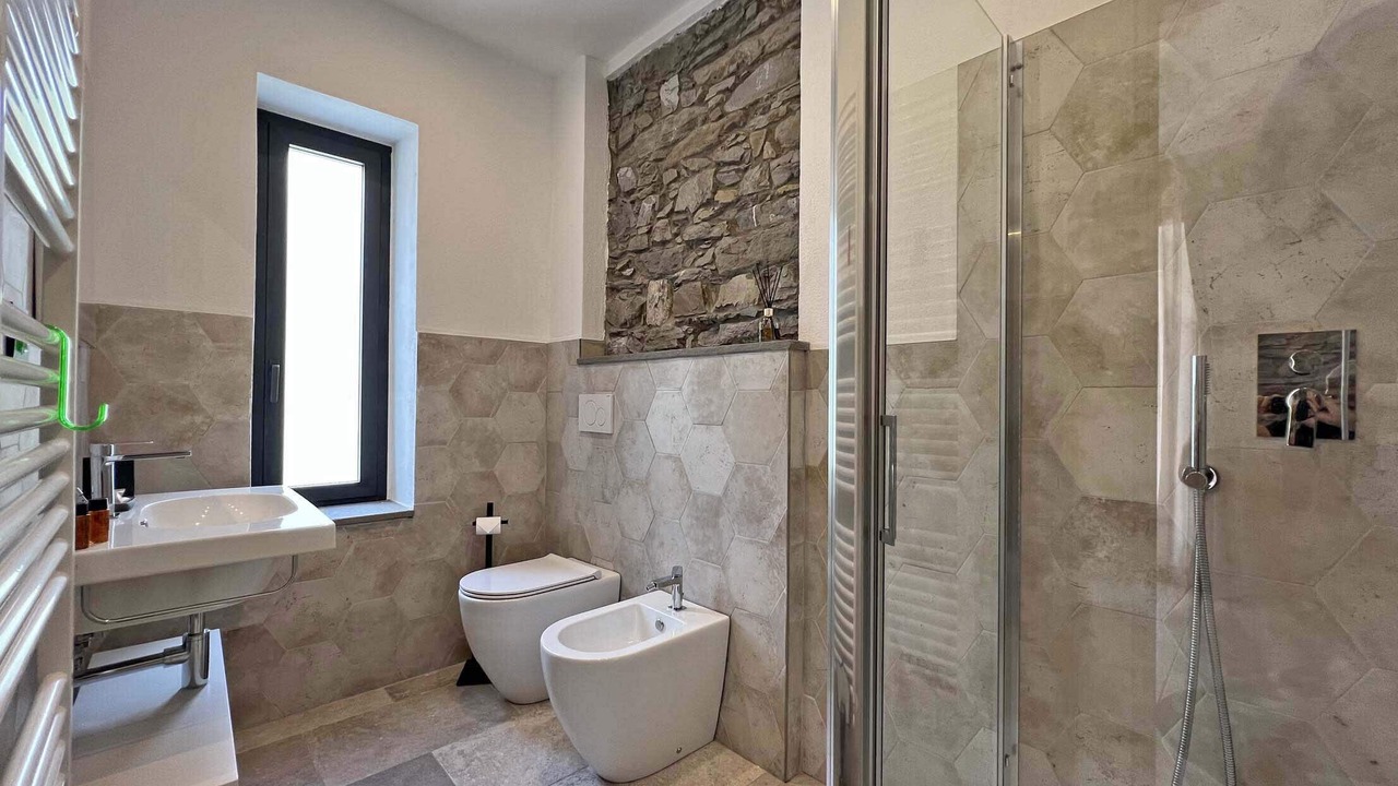 Photo of Bathroom in Tresana