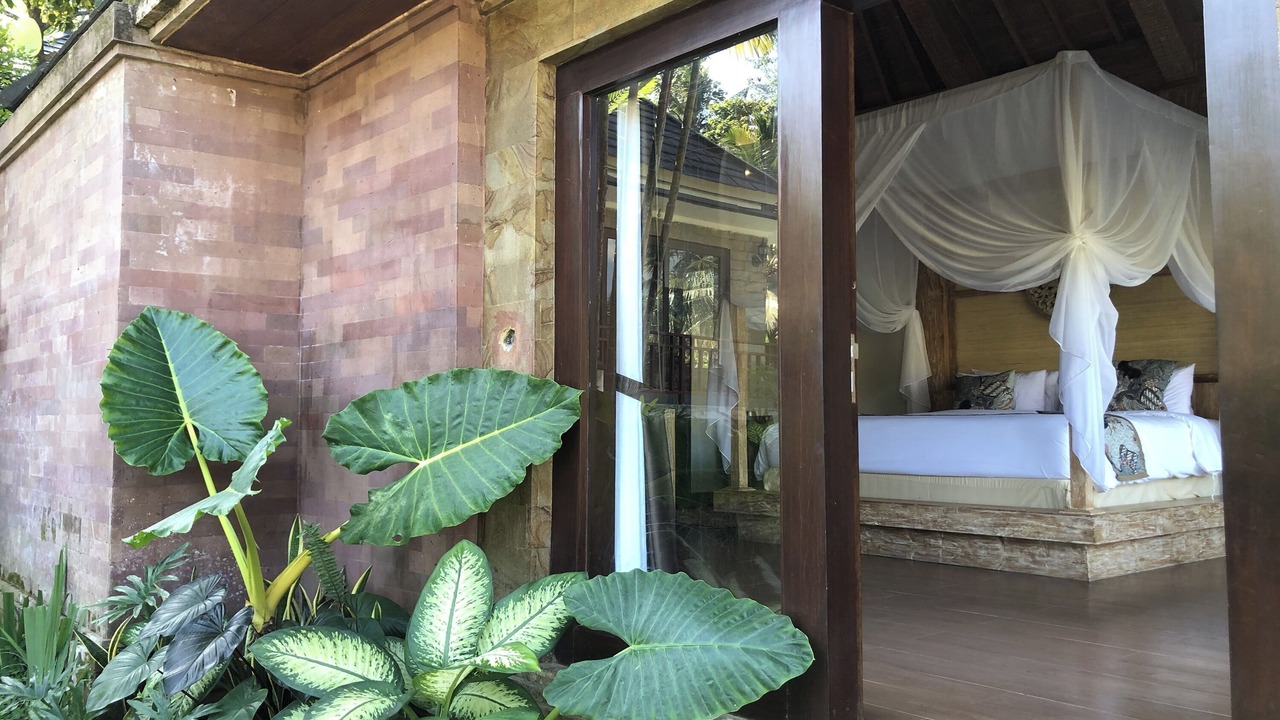 Photo of Bedroom in Keliki