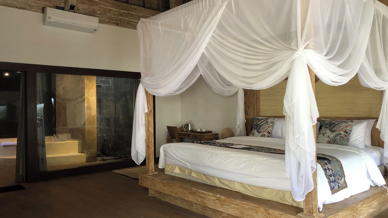 Photo of Bedroom in Keliki