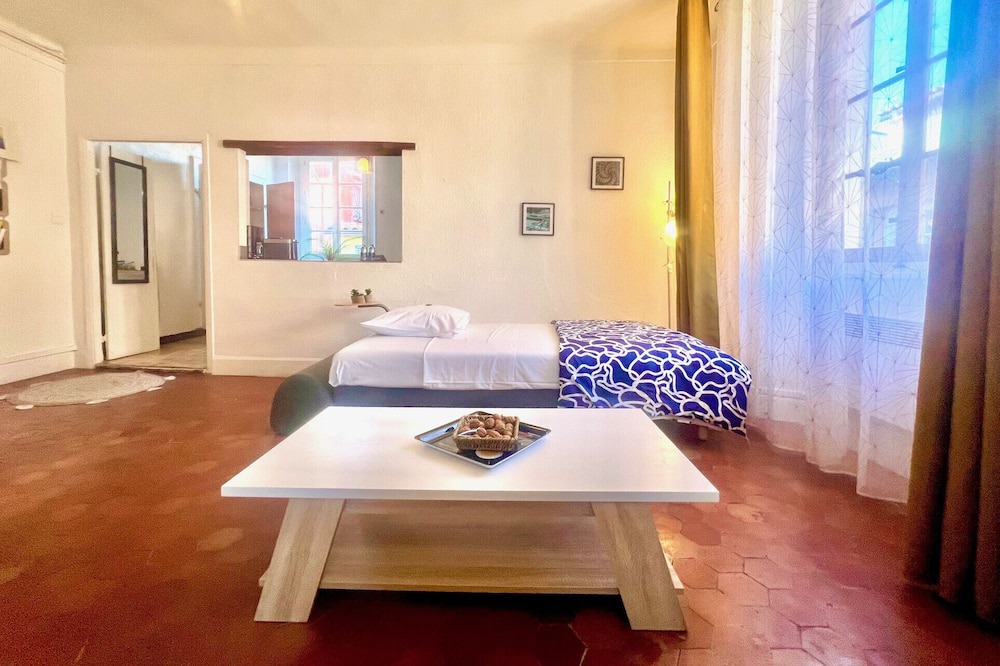 Photo of Livingroom in Old Town