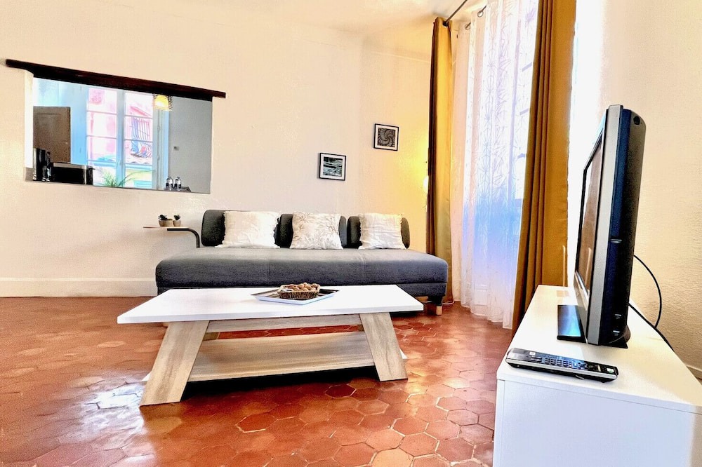Photo of Livingroom in Old Town