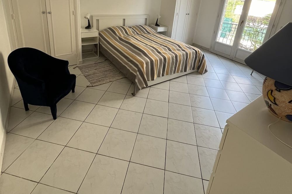 Photo of Bedroom in Cap-d'Antibes