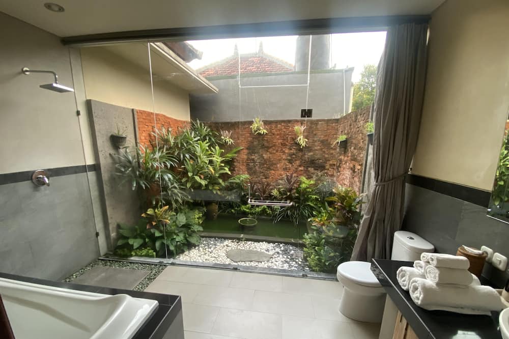 Photo of Bathroom in Sayan