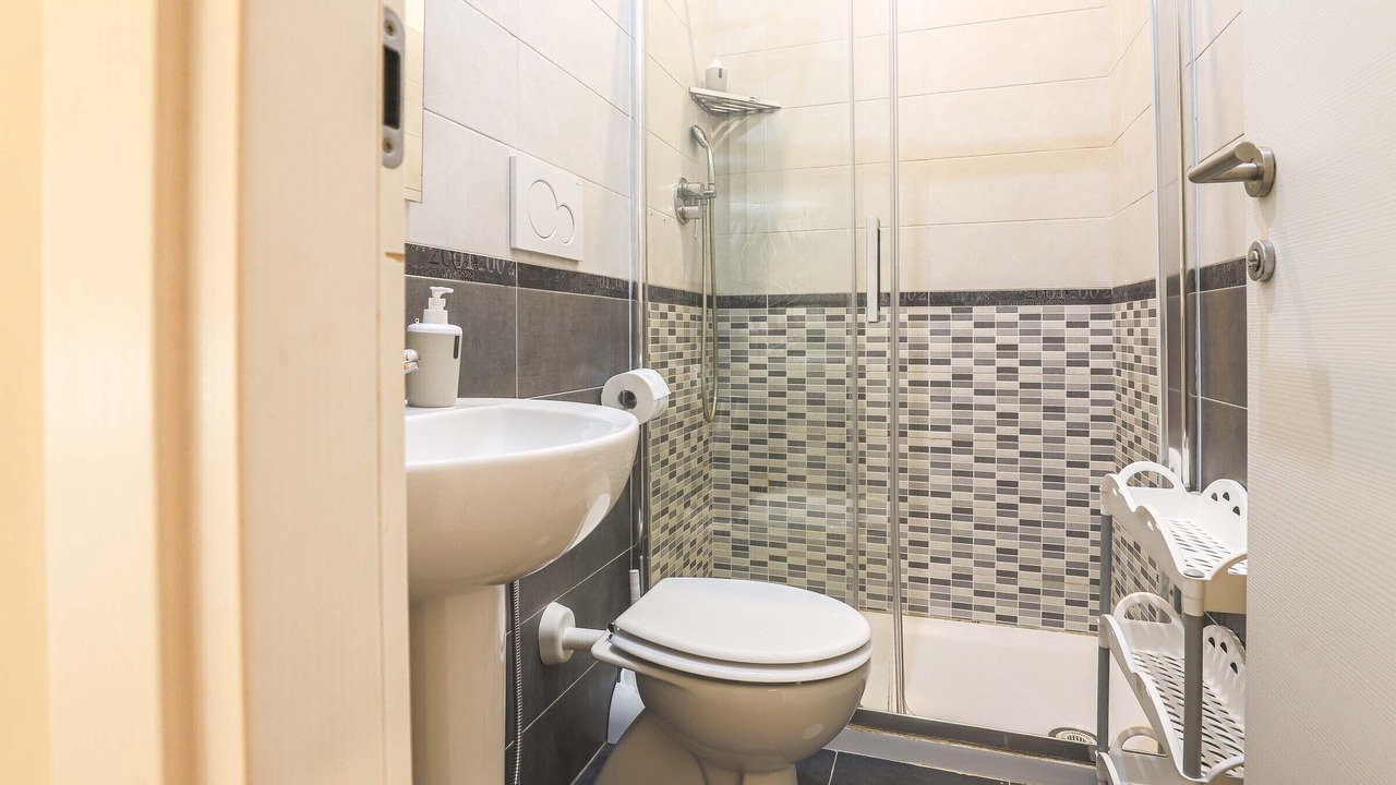Photo of Bathroom in Esquilino