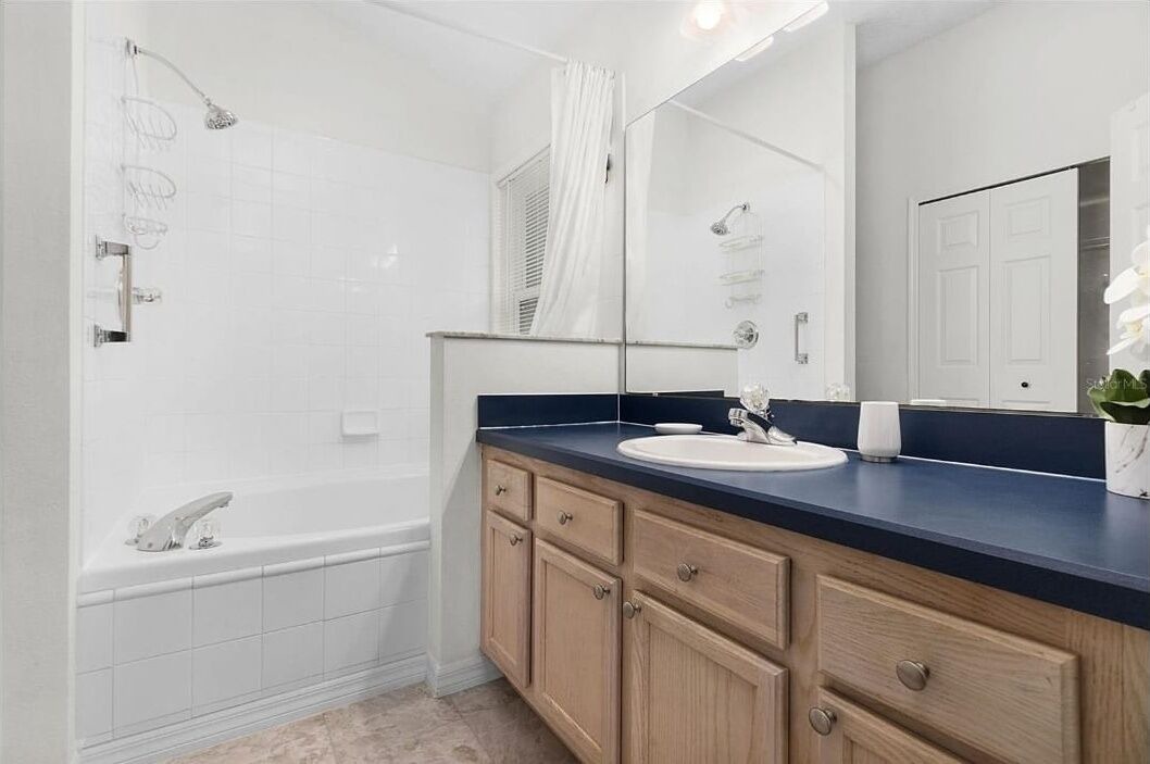 Photo of Bathroom in Eagle Pointe South