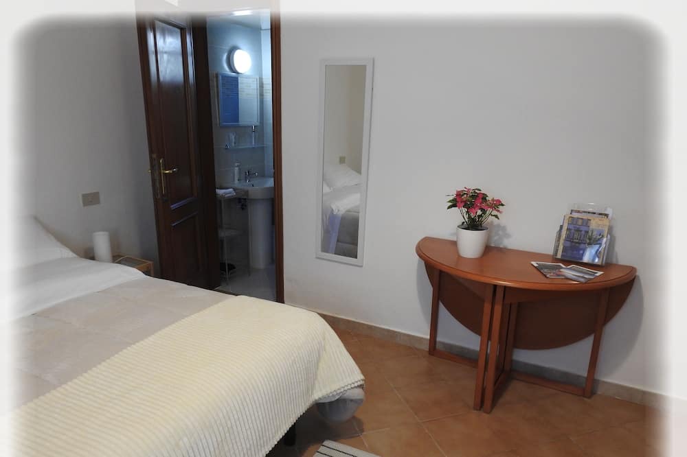 Photo of Bedroom in Pisa City Centre