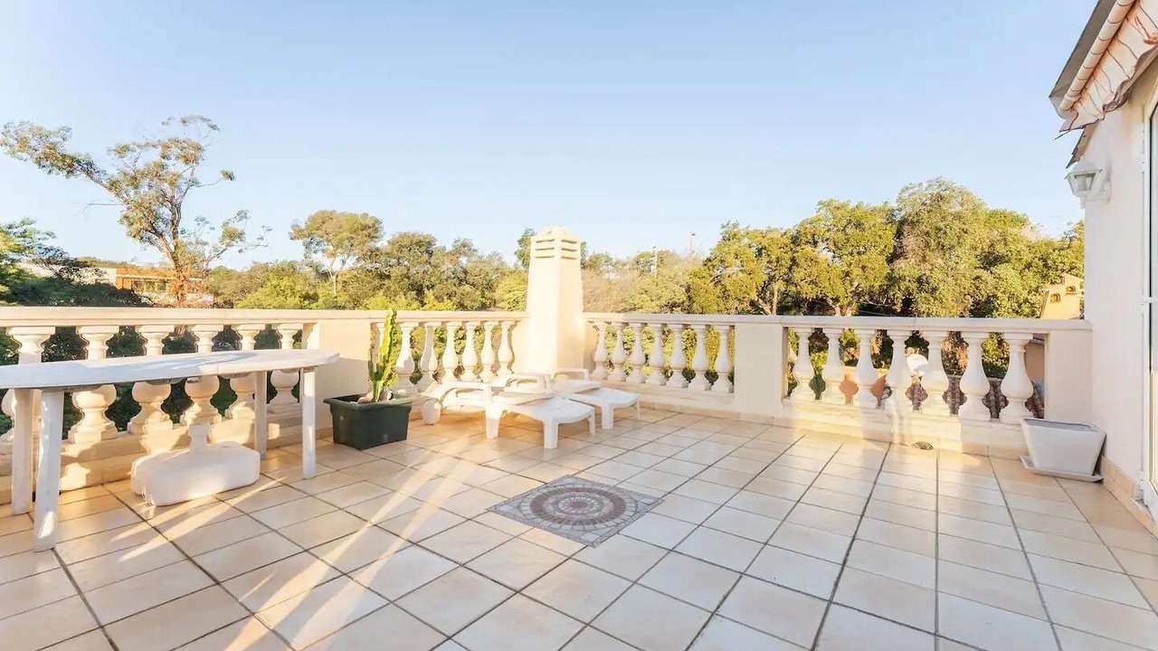 Photo of Patio Balcony in Boulouris-sur-Mer