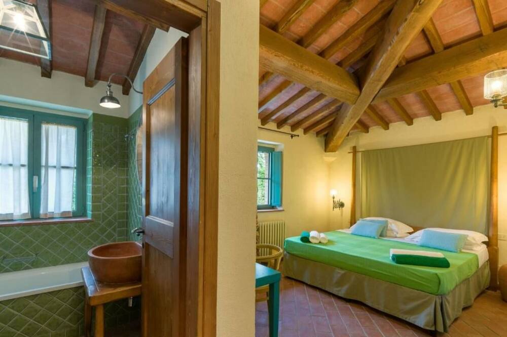 Photo of Bathroom in Montaione