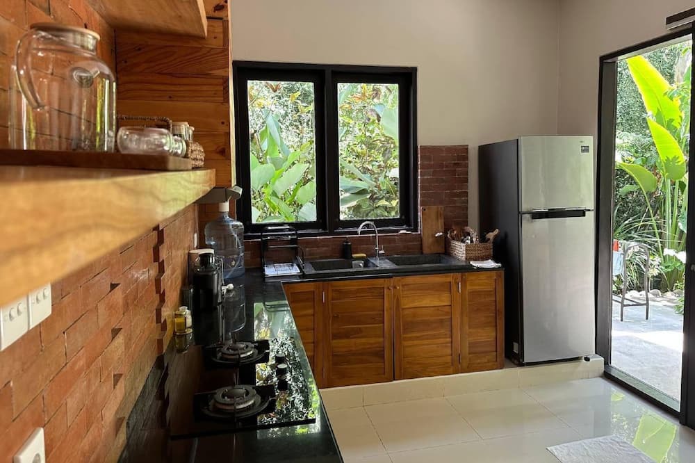 Photo of Kitchen in Suraberata