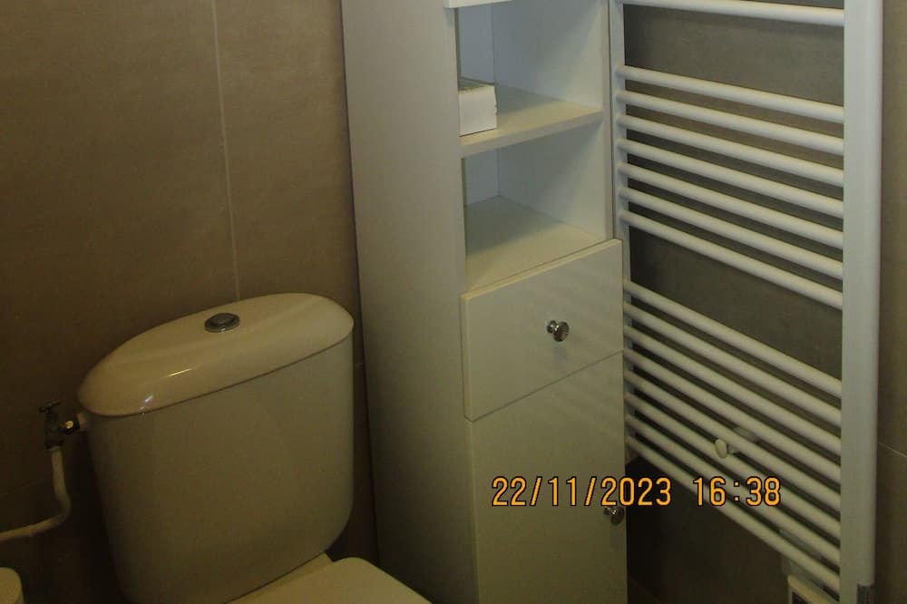Photo of Bathroom in Plaine de la Brague