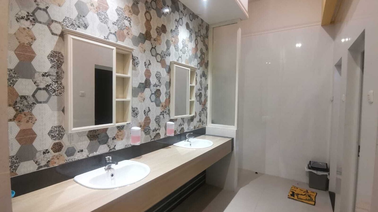 Photo of Bathroom in Surabaya
