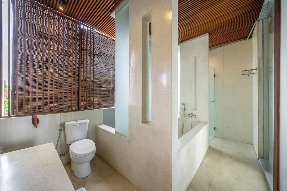 Photo of Bathroom in Babakan