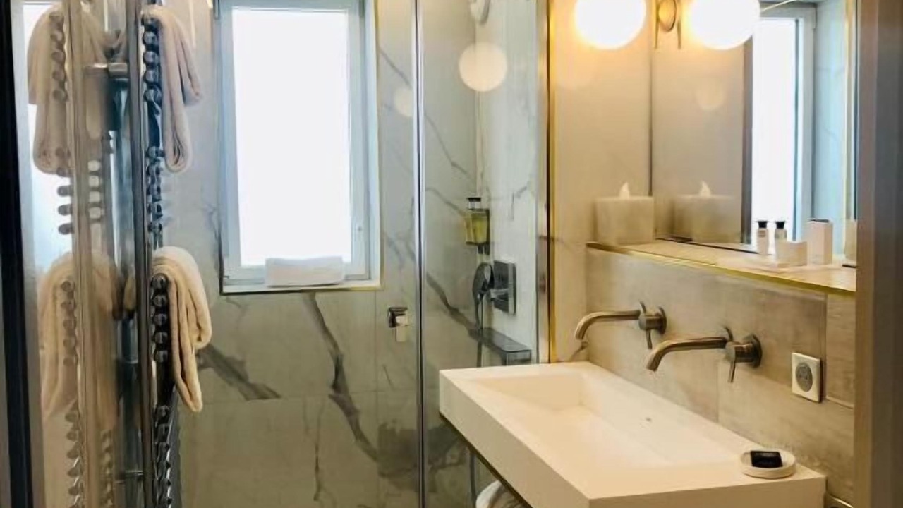 Photo of Bathroom in Mandelieu-La-Napoule