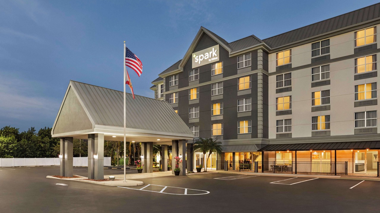 Photo of Outdoor in Florida Center