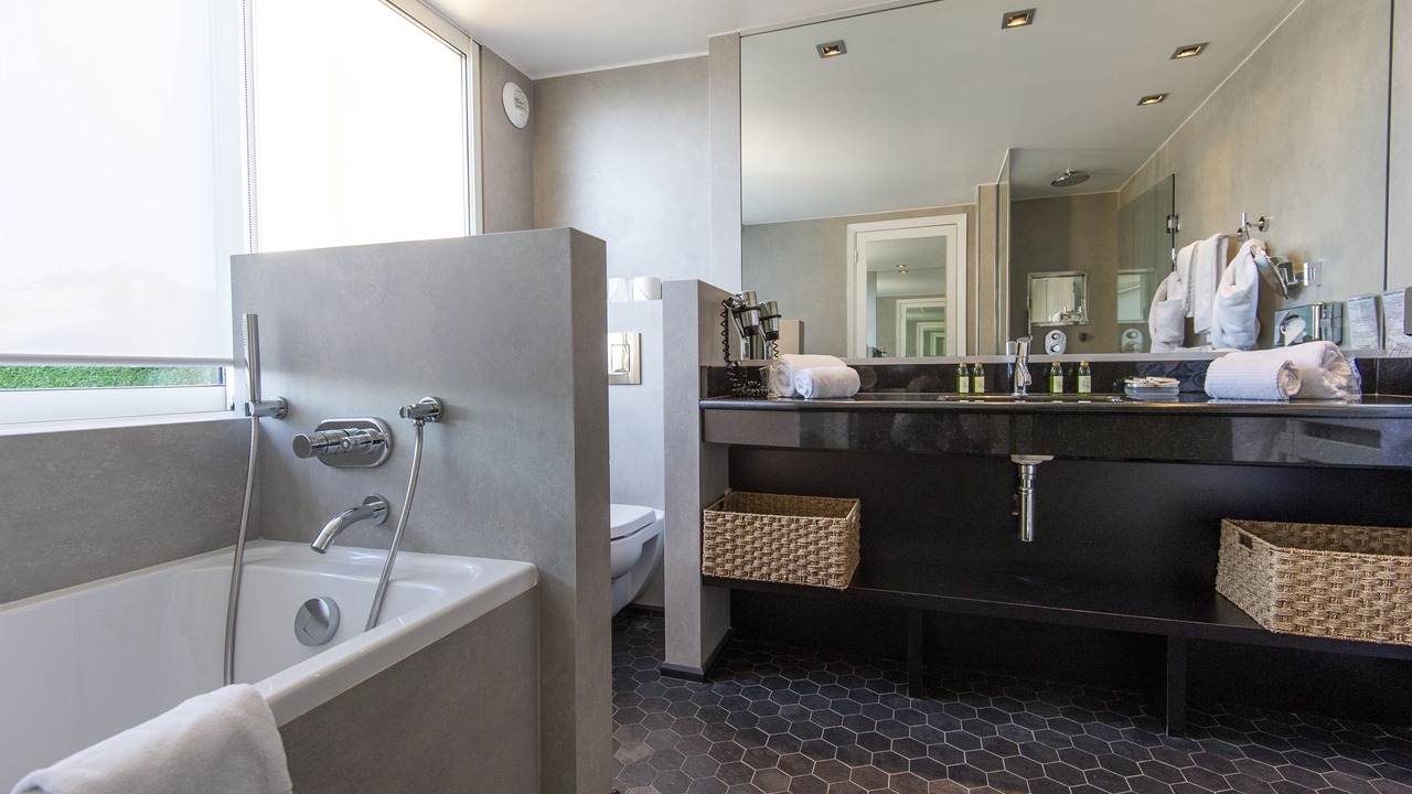 Photo of Bathroom in Cannes City Centre