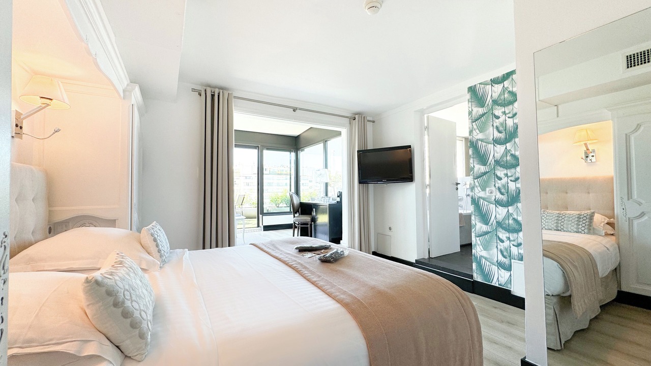 Photo of Bedroom in Cannes City Centre