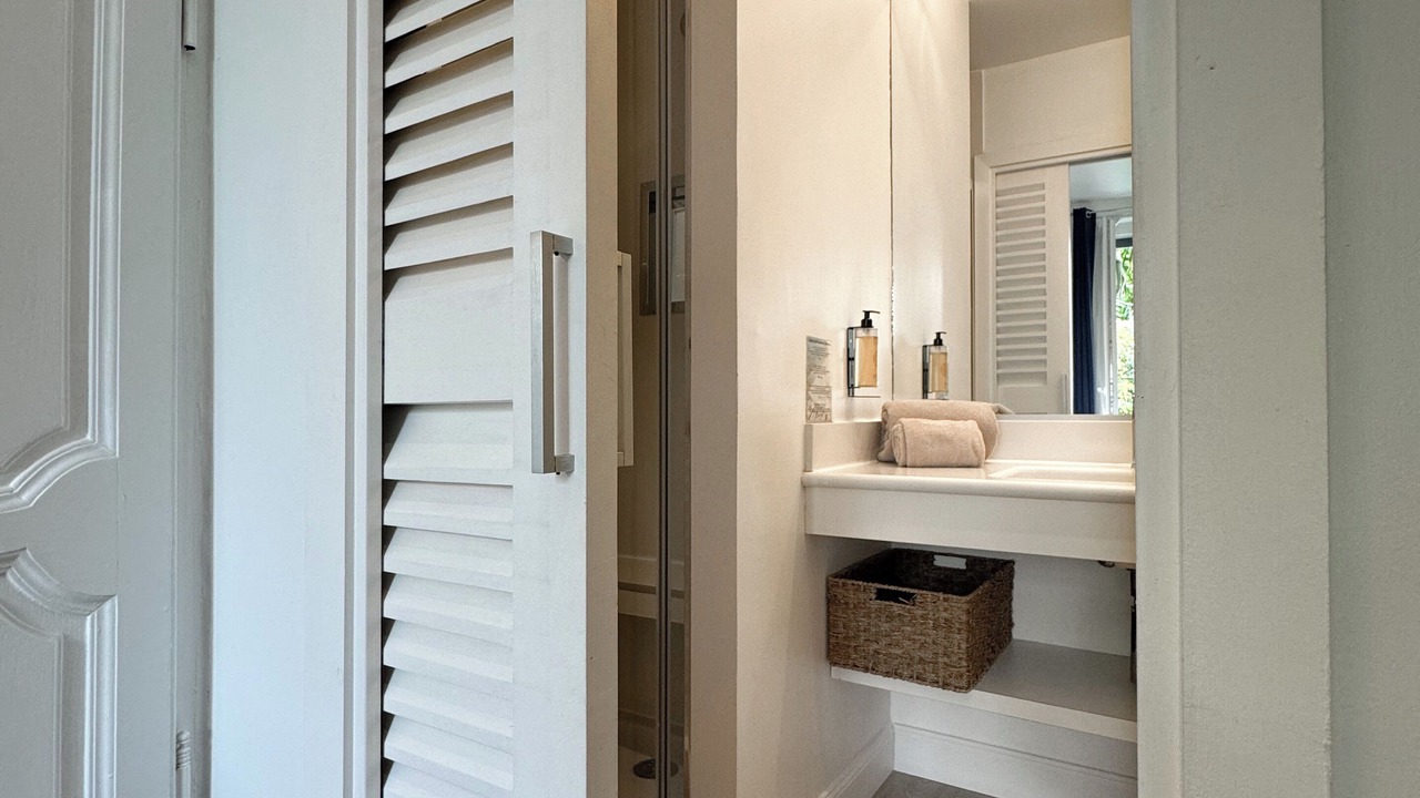 Photo of Bathroom in Cannes City Centre