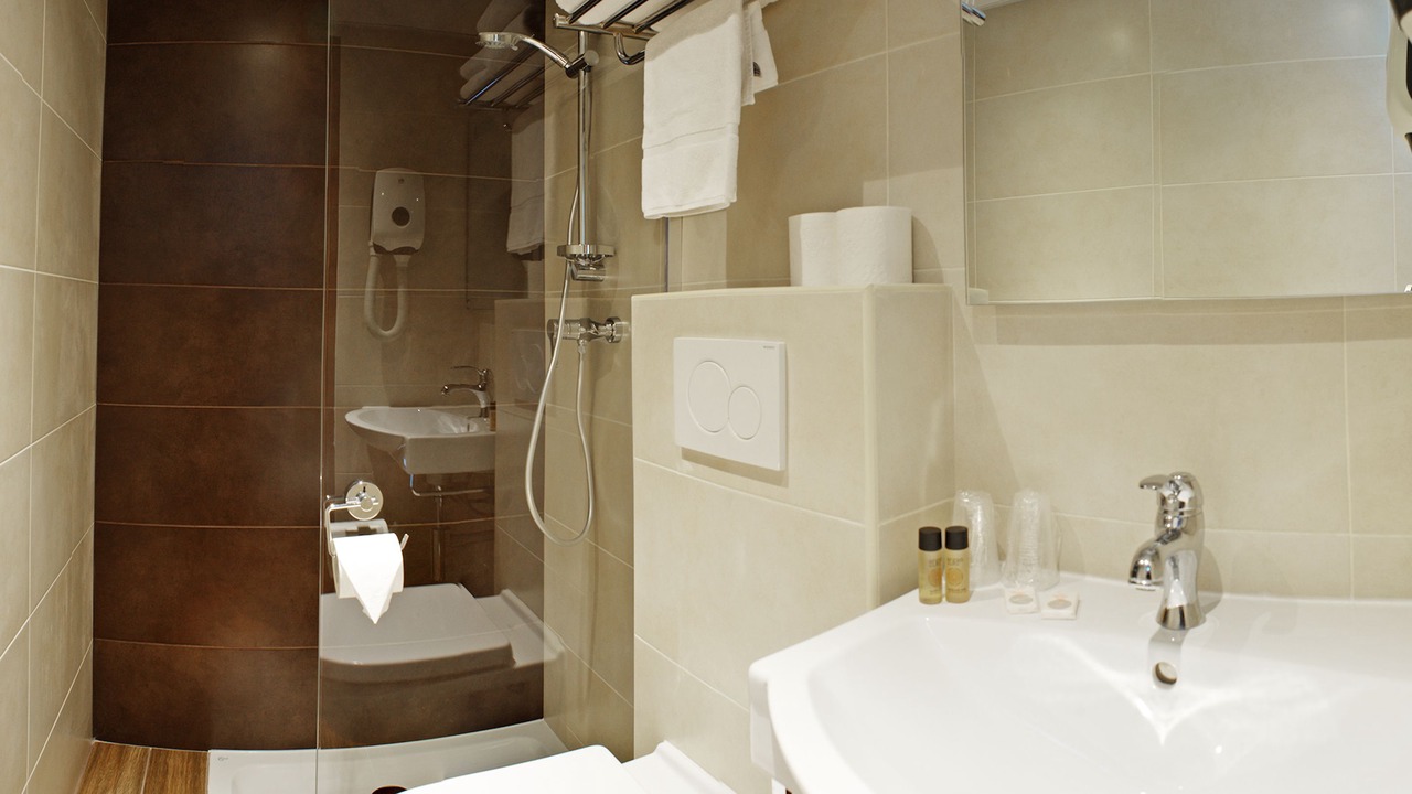 Photo of Bathroom in Riquier