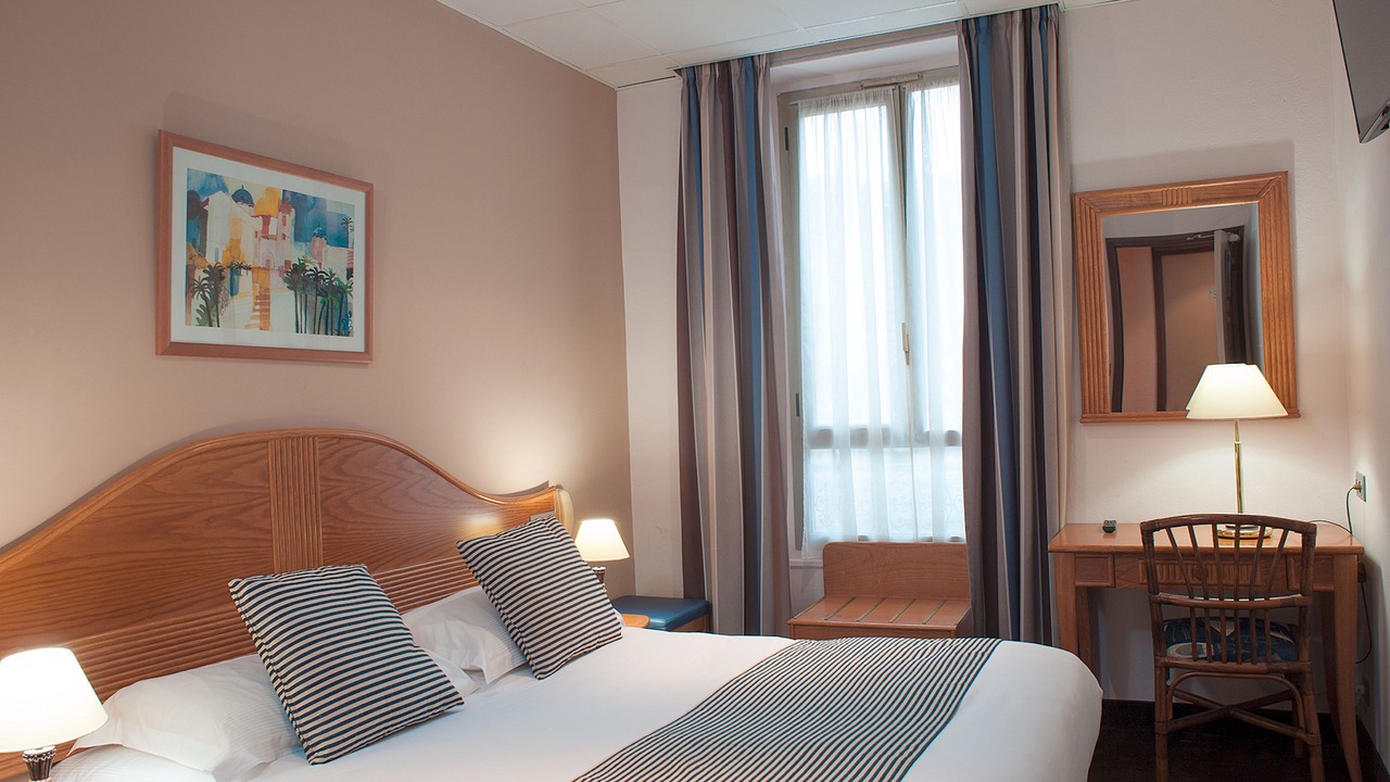 Photo of Bedroom in Riquier
