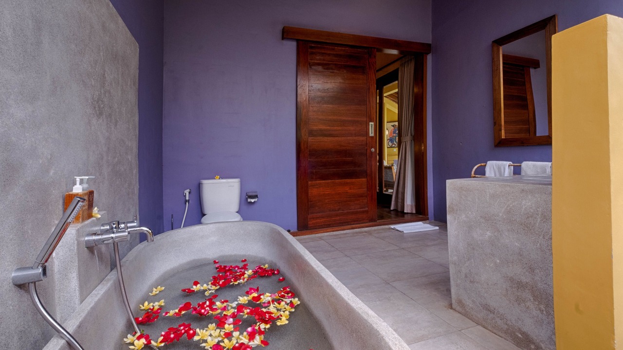 Photo of Bathroom in Kedewatan