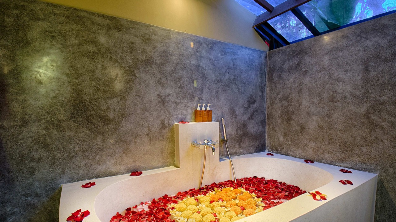 Photo of Bathroom in Kedewatan