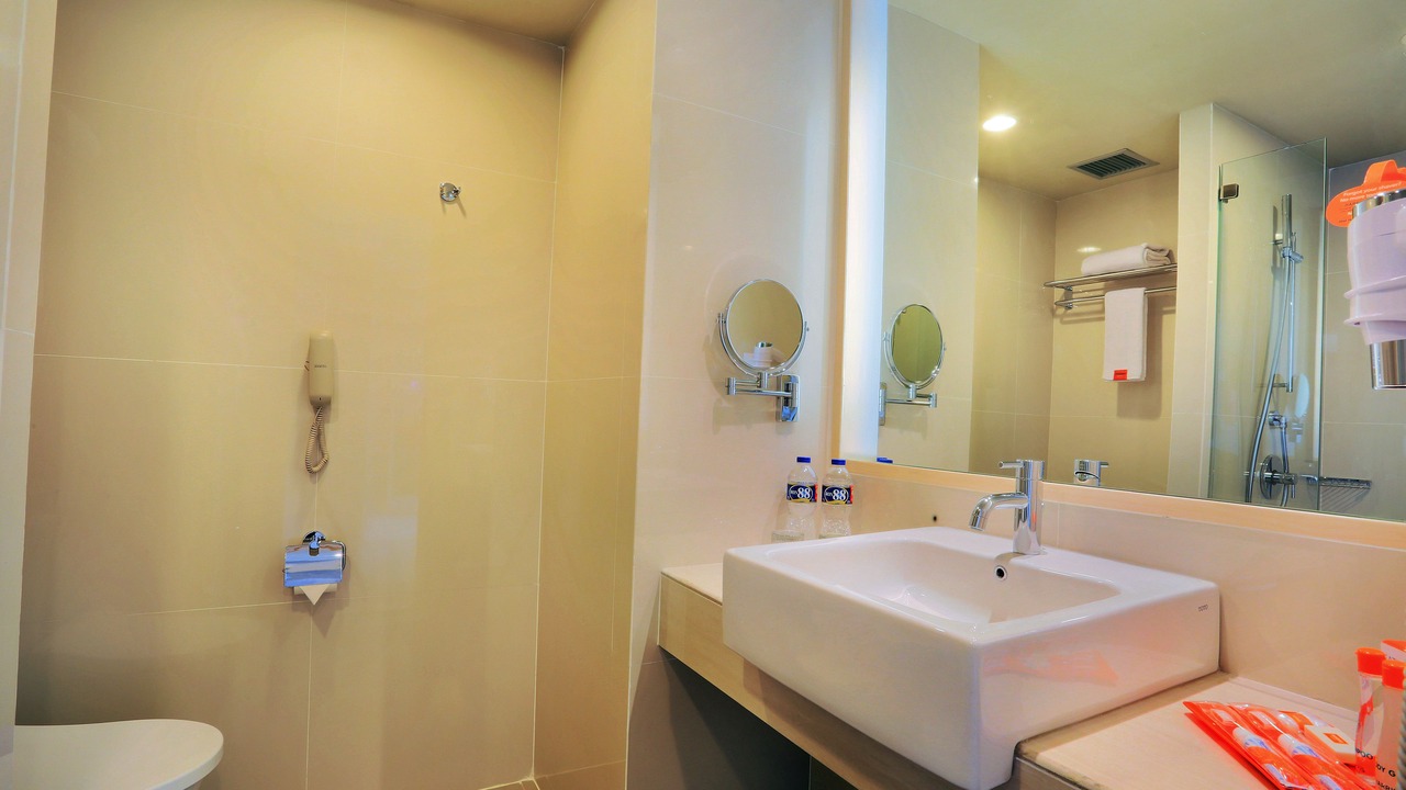Photo of Bathroom in Sukajadi