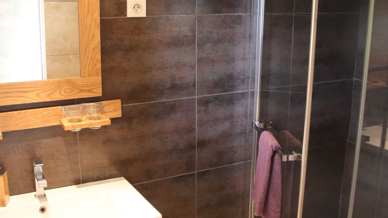 Photo of Bathroom in Peille