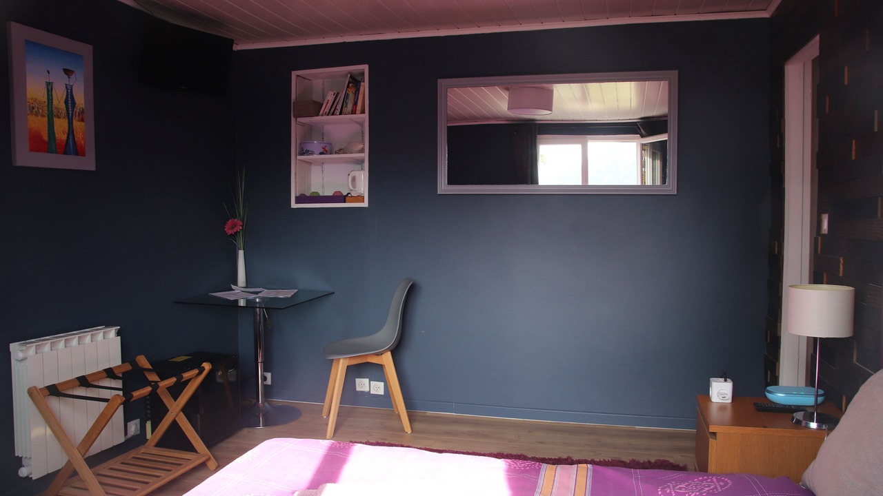 Photo of Bedroom in Peille