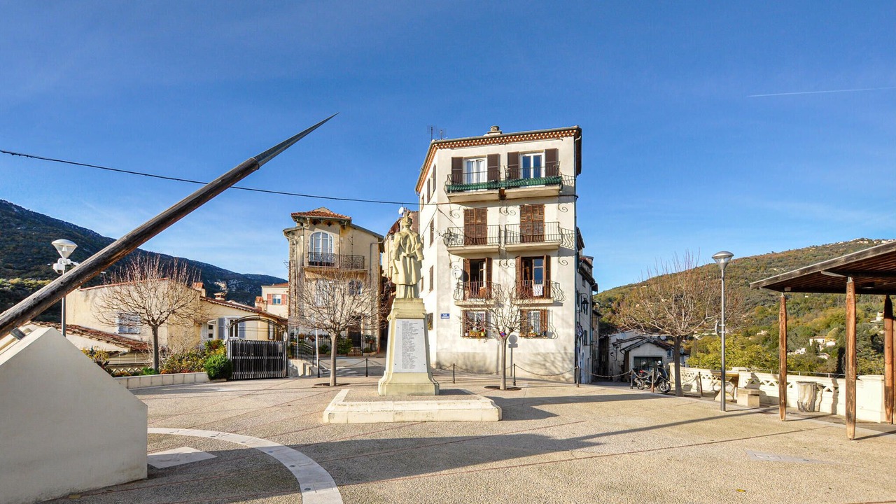 Photo of Outdoor in Contes