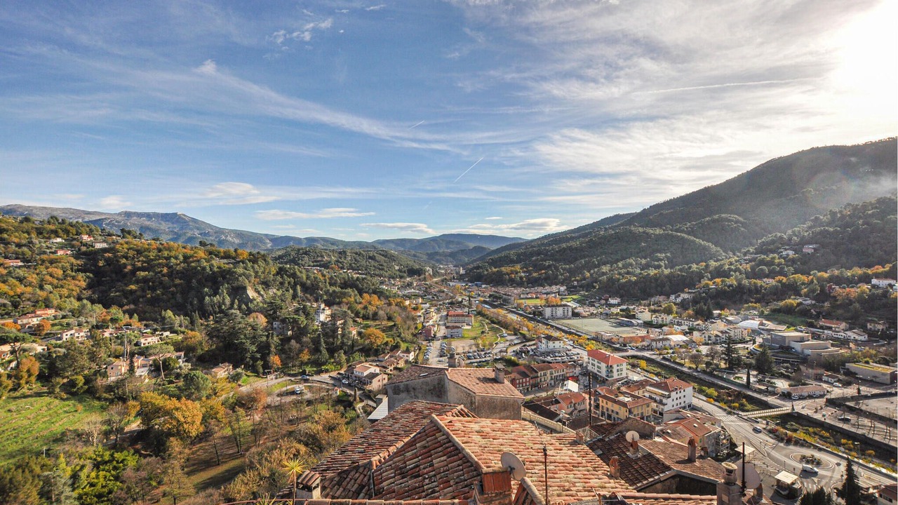 Photo of Outdoor in Contes