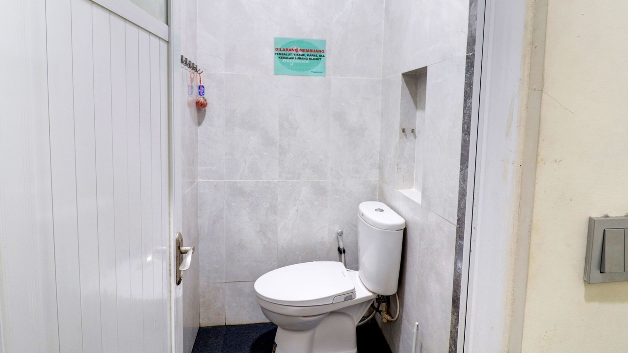 Photo of Bathroom in Jambi