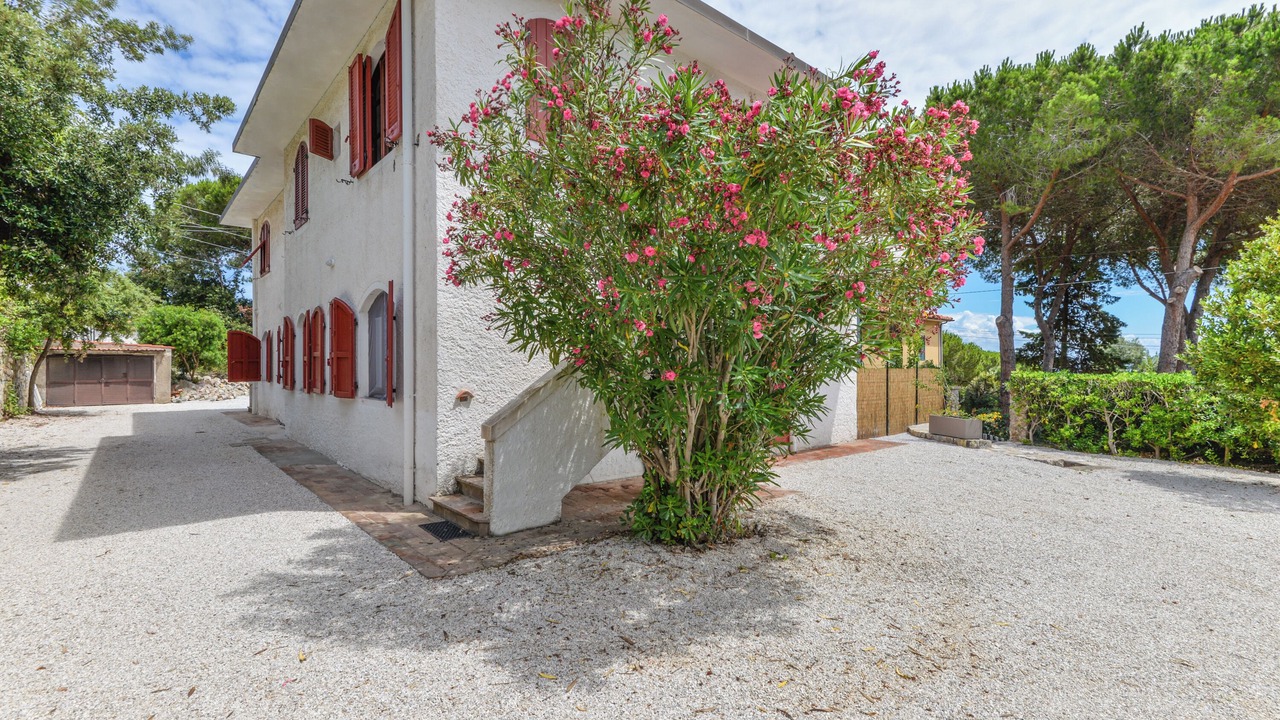 Photo of Outdoor in Cavo