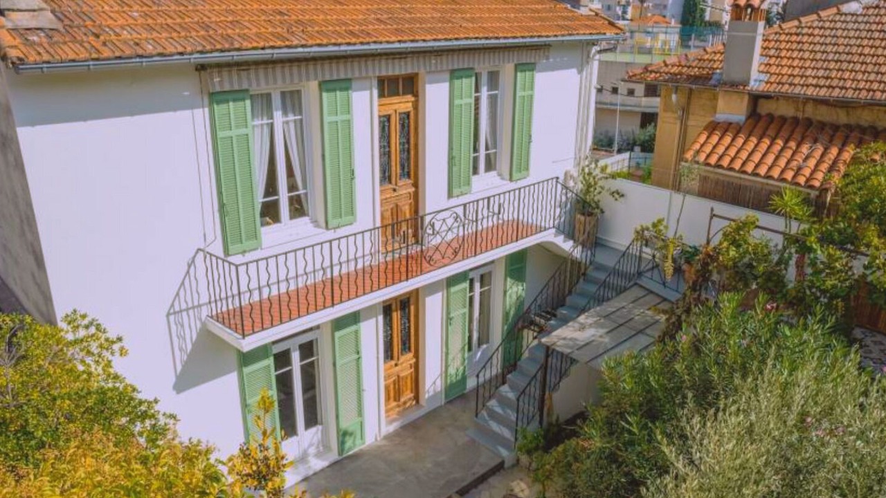 Photo of Outdoor in Carnot