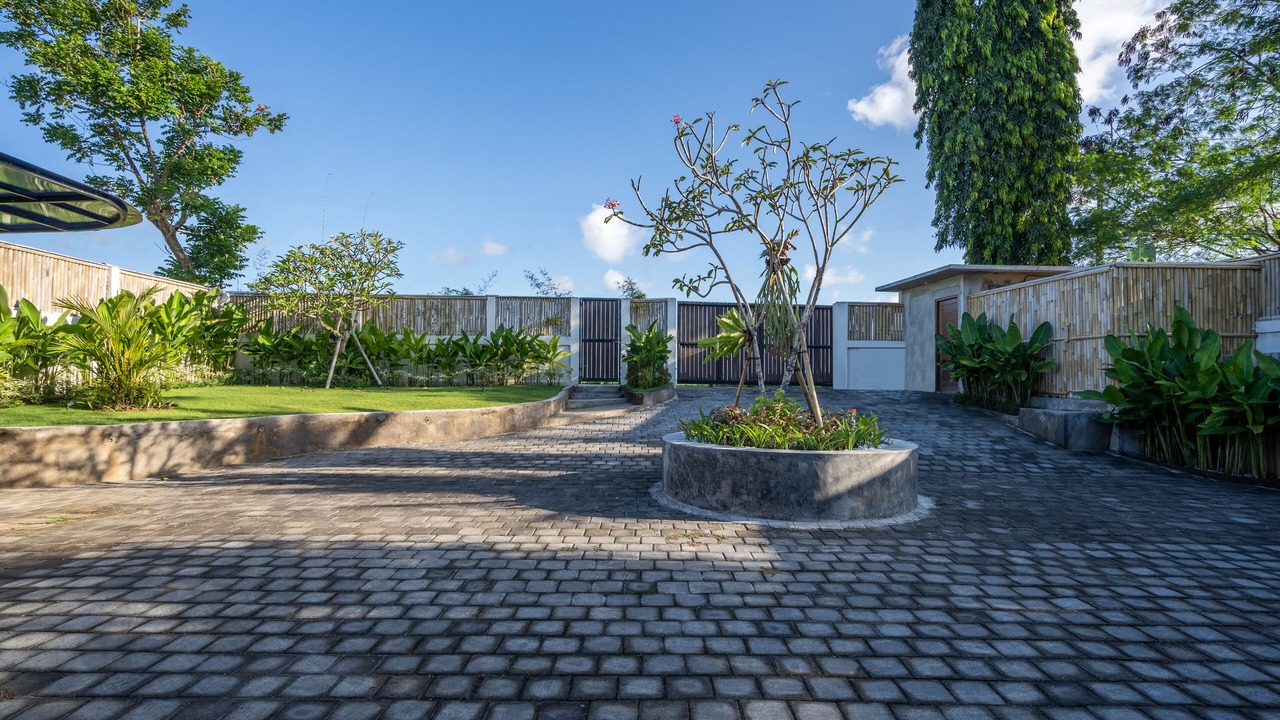 Photo of Outdoor in Cepaka