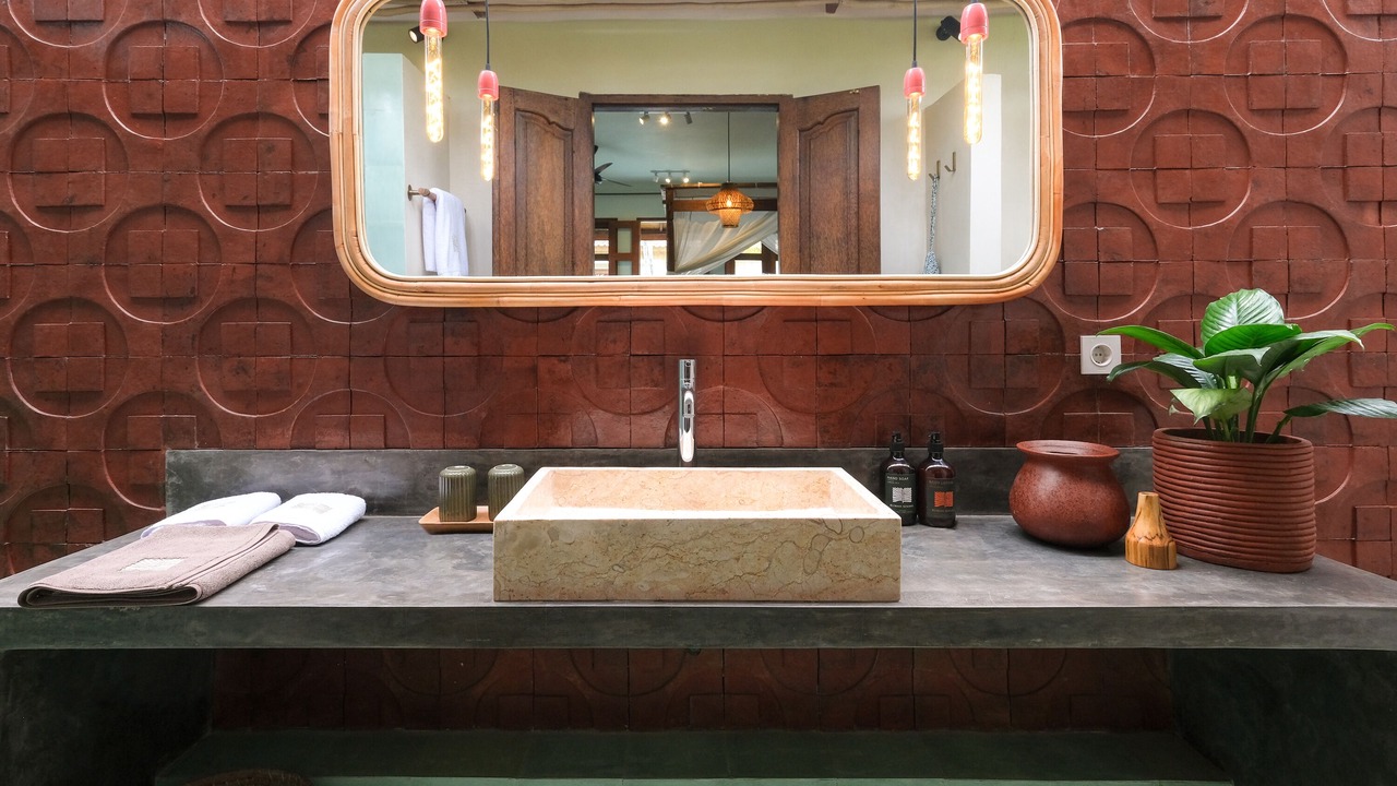 Photo of Bathroom in Suraberata