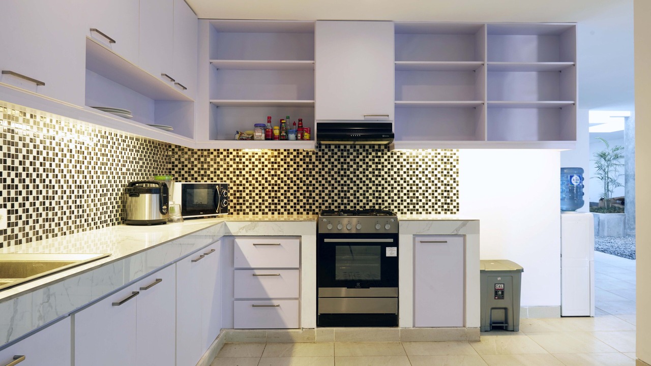 Photo of Kitchen in East Selemadeg