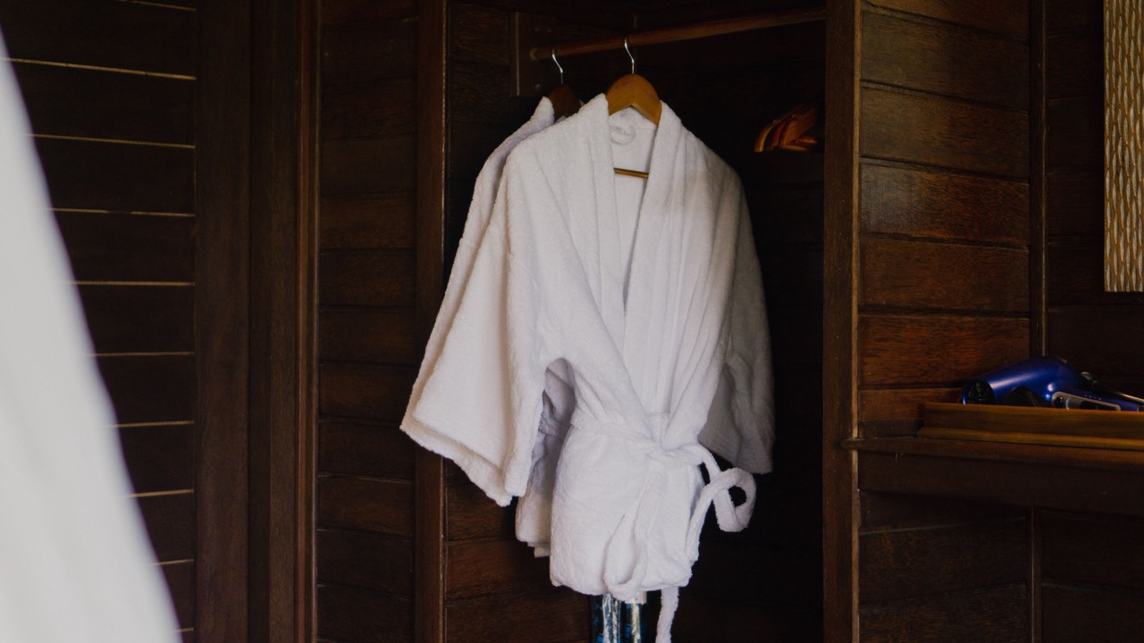 Photo of Bedroom in Mushroom Bay