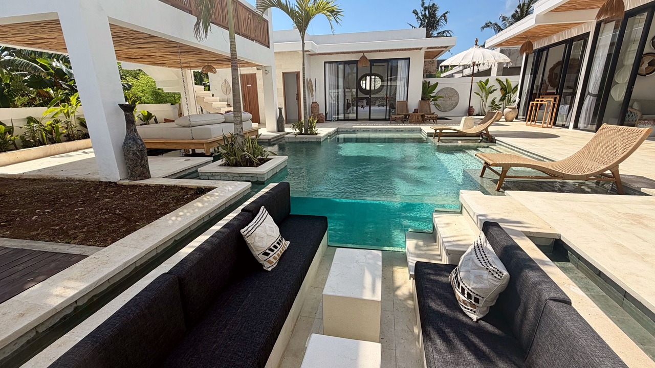 Photo of Outdoor in Mushroom Bay