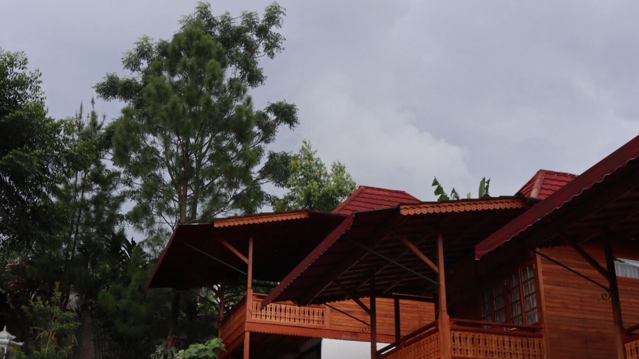 Photo of Outdoor in Cimenyan