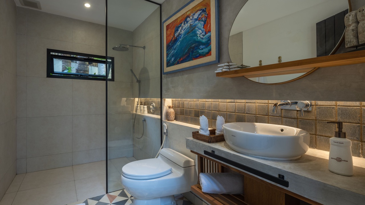 Photo of Bathroom in Pererenan