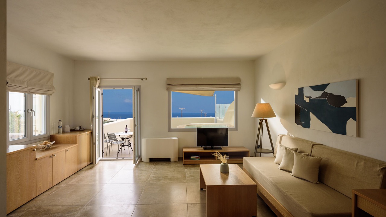Photo of Bedroom in Exo Gialos