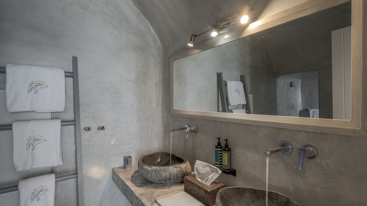 Photo of Bathroom in Firostefani