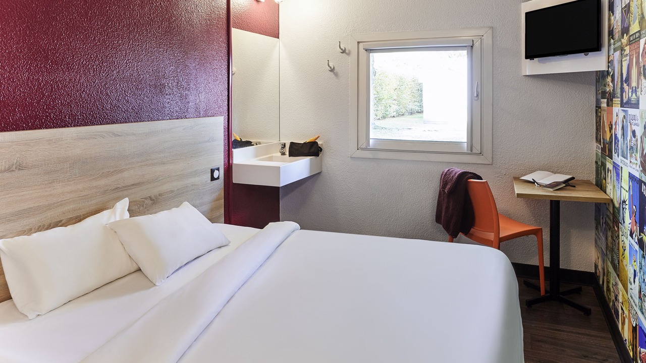Photo of Bedroom in Villeneuve-Loubet